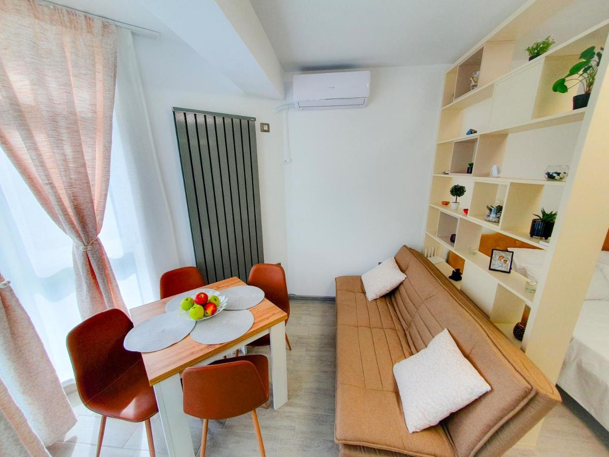 Cristalex Studio Aparthotel Pool & Spa Mamaia Nord Năvodari Kültér fotó