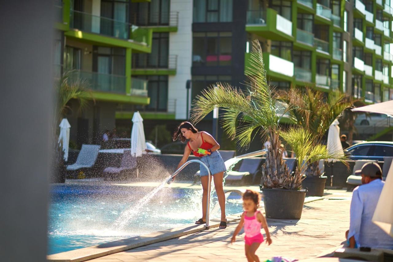 Cristalex Studio Aparthotel Pool & Spa Mamaia Nord Năvodari Kültér fotó