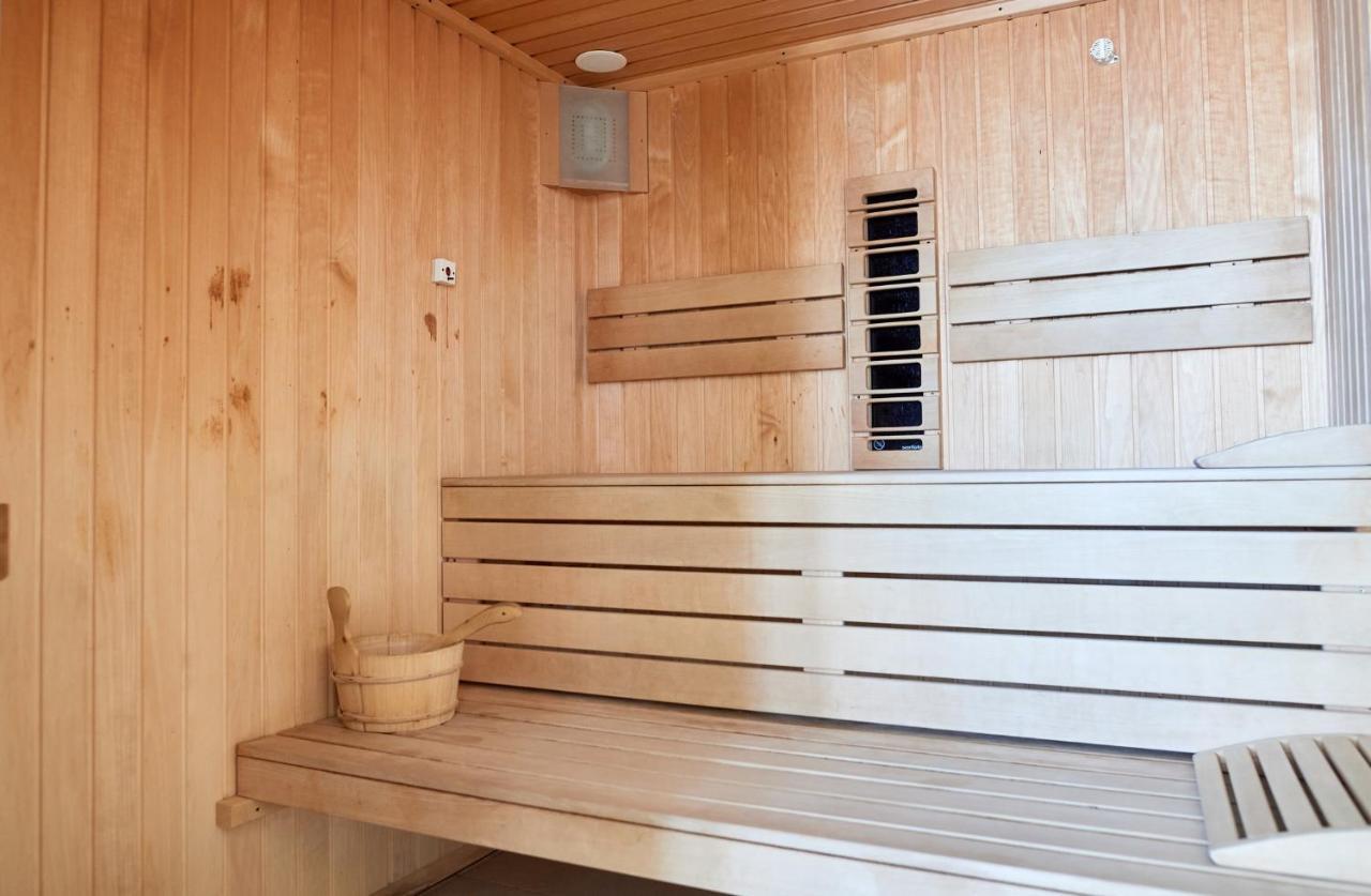 Cristalex Studio Aparthotel Pool & Spa Mamaia Nord Năvodari Kültér fotó