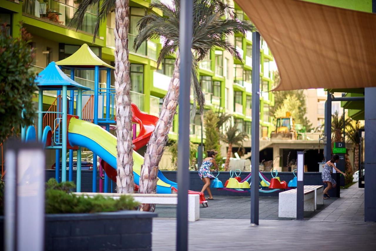 Cristalex Studio Aparthotel Pool & Spa Mamaia Nord Năvodari Kültér fotó